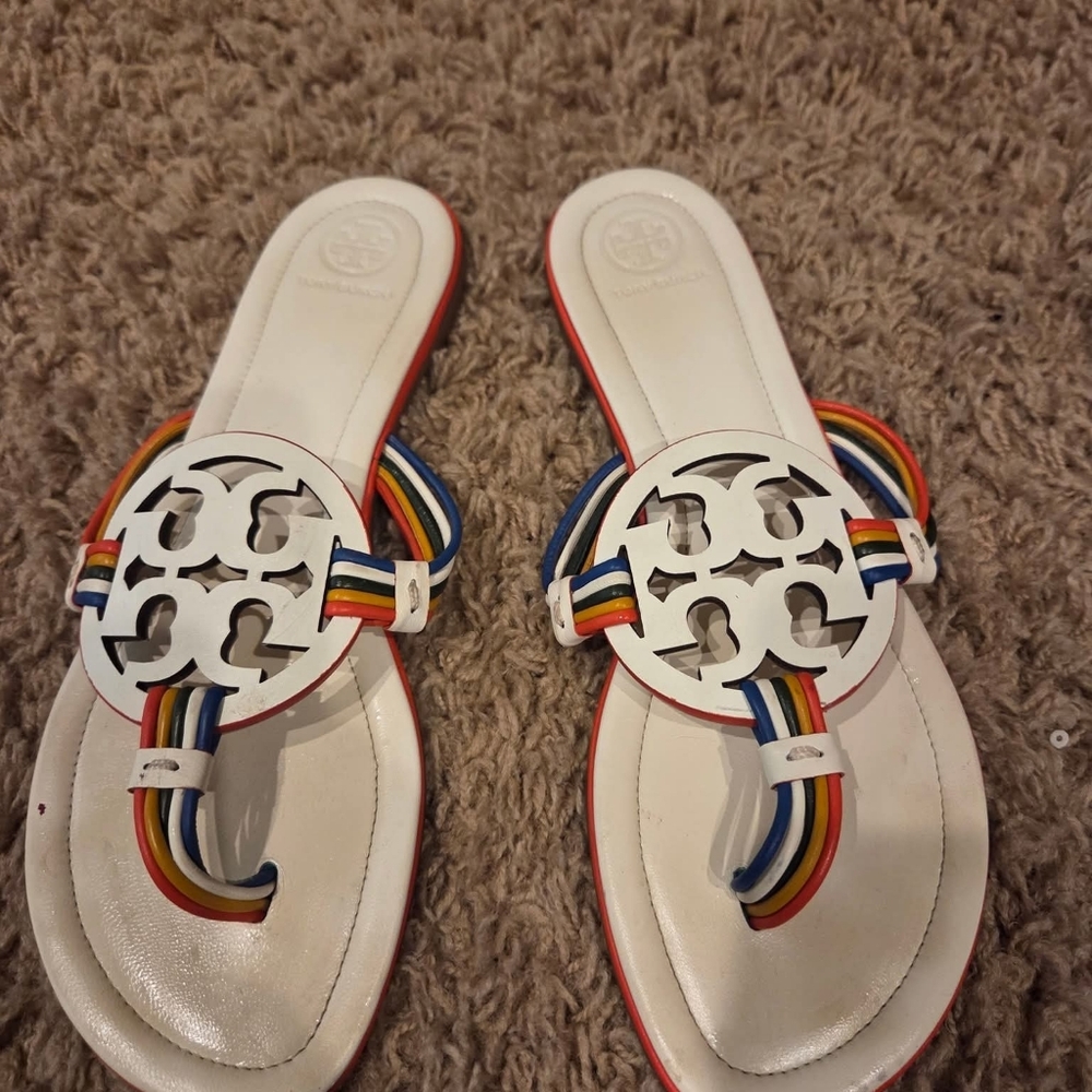 Tory Burch Mignon Miller Flat White Sandals with Multicolor Straps. Size 9